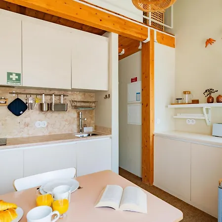 Graca Break With Balcony